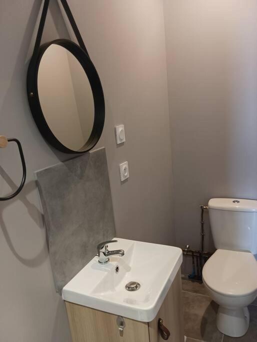 Chambre & Sdb Privee Avec Piscine En Bord De Via Rhona Sarras المظهر الخارجي الصورة